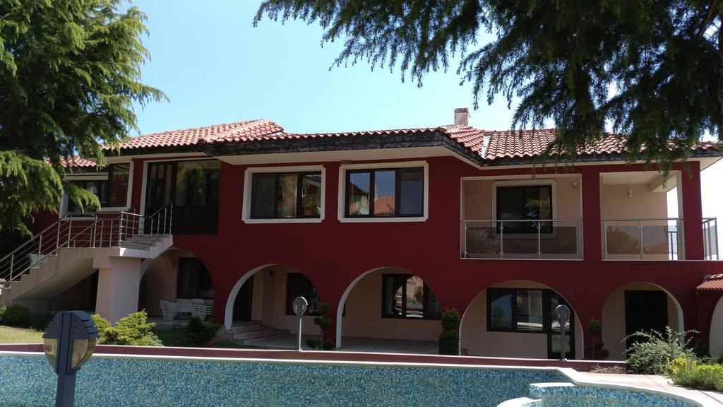 The Red House Kosharitsa Exterior foto